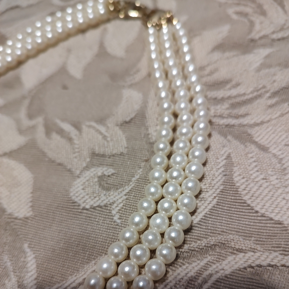 🎀 Sophisticated Art Deco Black Beaded & Ivory Pearl Statement Necklace - Picture 11 of 14